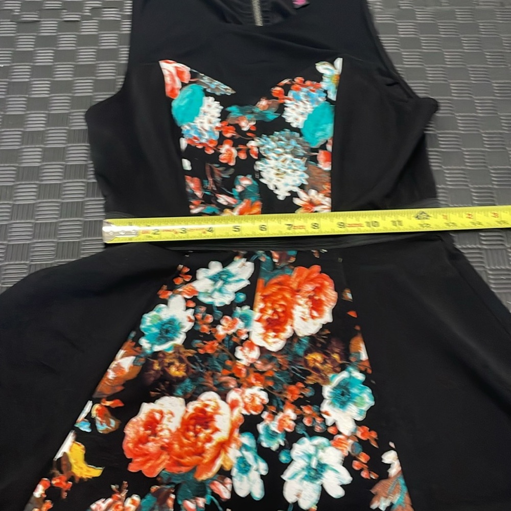 Material Girl floral black dress with mesh in front and back. Flares out - Picture 7 of 8